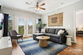 Extremely Comfortable King Beds in Super Cute Apt
